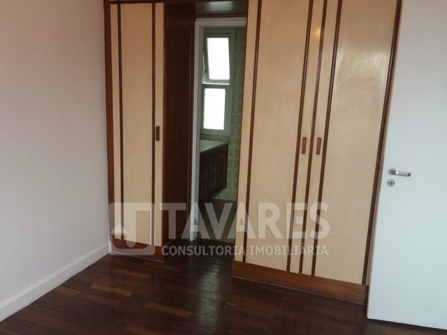 Apartamento à venda com 2 quartos, 77m² - Foto 11