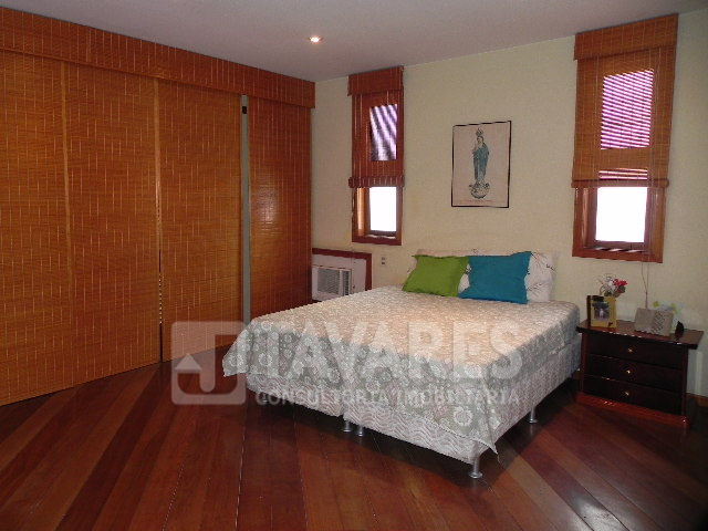 Casa à venda com 5 quartos, 611m² - Foto 13