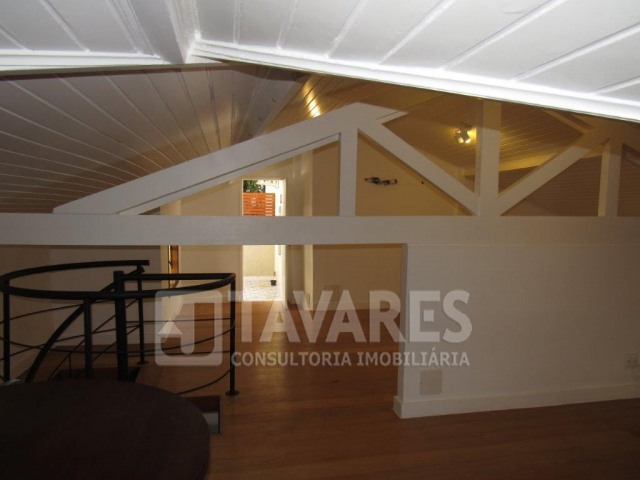 Casa à venda com 5 quartos, 164m² - Foto 6