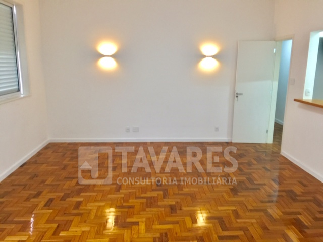 Apartamento à venda com 3 quartos, 134m² - Foto 2