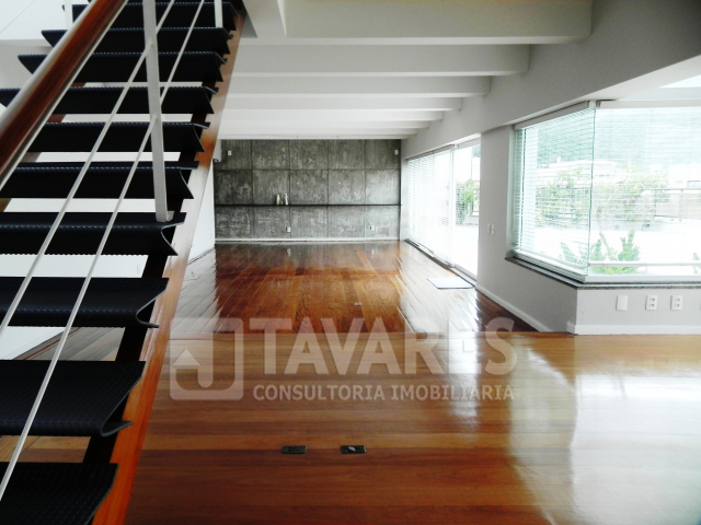 Cobertura à venda com 4 quartos, 580m² - Foto 1