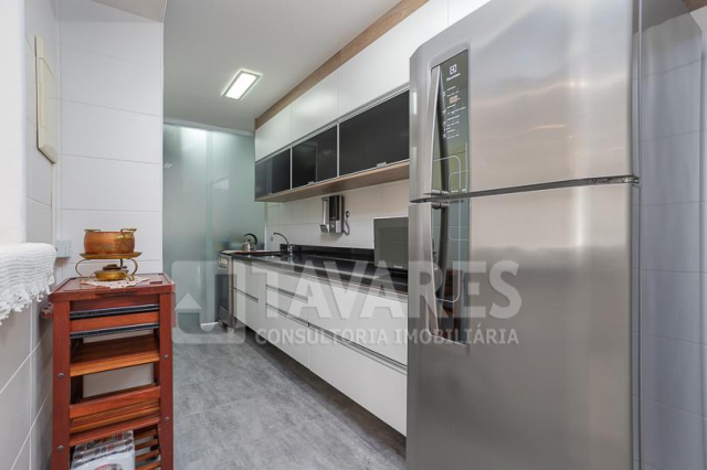 Apartamento à venda com 2 quartos, 79m² - Foto 17