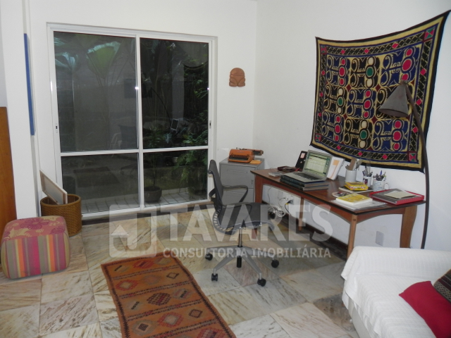 Apartamento à venda com 4 quartos, 238m² - Foto 17