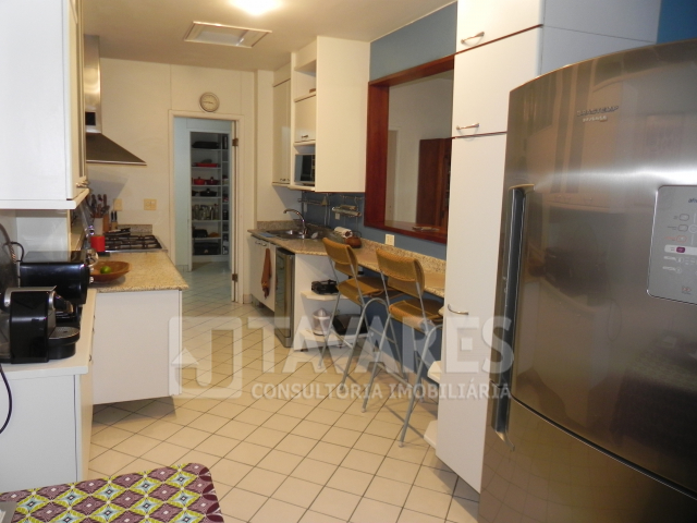 Apartamento à venda com 4 quartos, 238m² - Foto 20