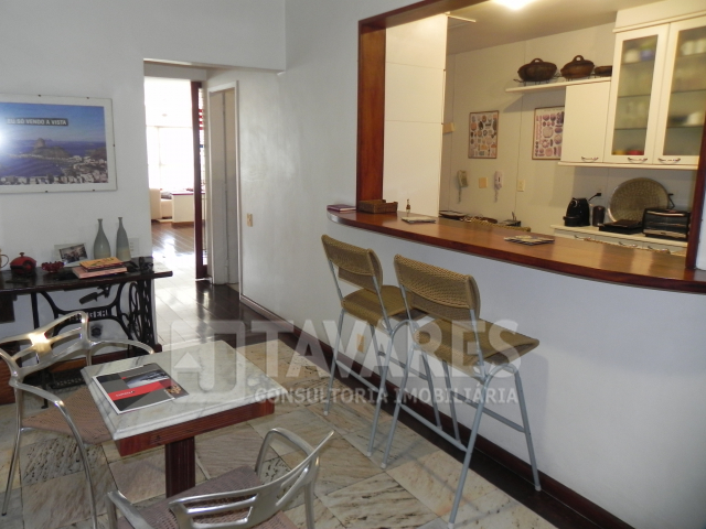 Apartamento à venda com 4 quartos, 238m² - Foto 9