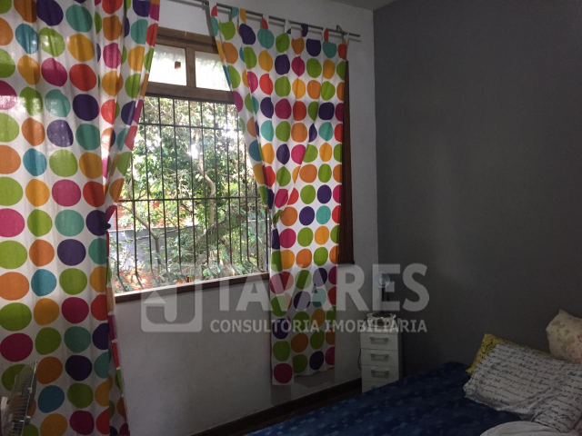 Casa à venda com 5 quartos, 256m² - Foto 14