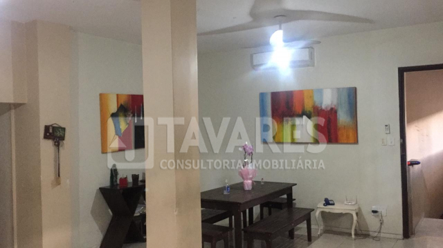 Casa à venda com 5 quartos, 256m² - Foto 1