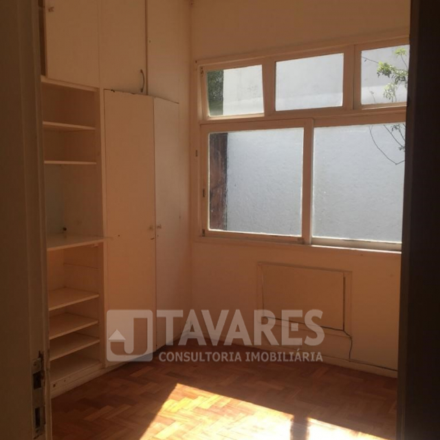 Casa à venda com 4 quartos, 200m² - Foto 15