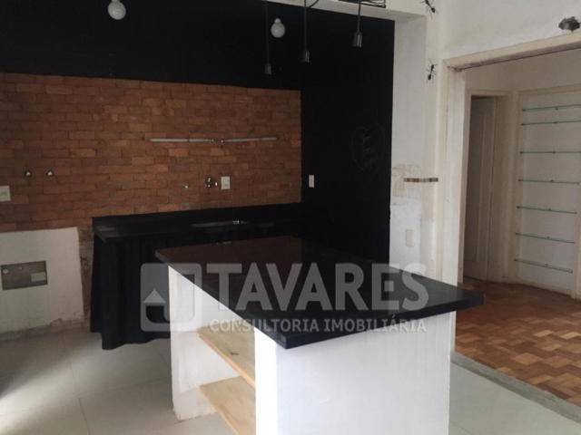 Casa à venda com 4 quartos, 200m² - Foto 9