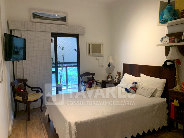 Apartamento à venda com 4 quartos, 232m² - Foto 12