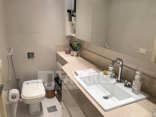 Apartamento à venda com 4 quartos, 232m² - Foto 21