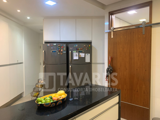 Apartamento à venda com 4 quartos, 232m² - Foto 30