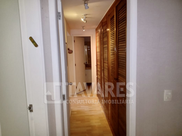 Casa à venda com 4 quartos, 212m² - Foto 5