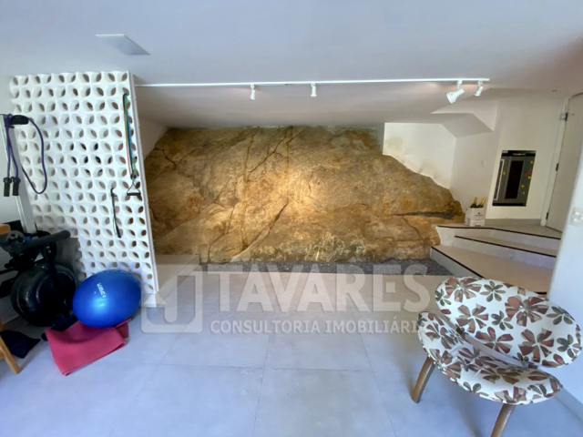 Casa à venda com 4 quartos, 212m² - Foto 13