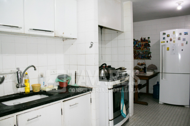 Apartamento à venda com 4 quartos, 246m² - Foto 18