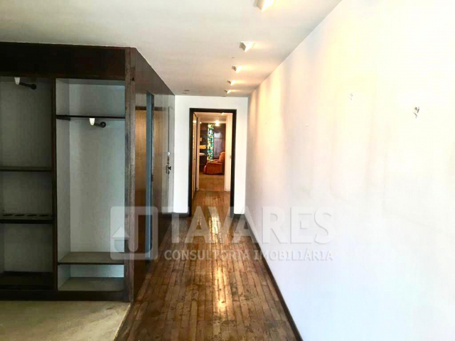 Apartamento à venda com 4 quartos, 360m² - Foto 13