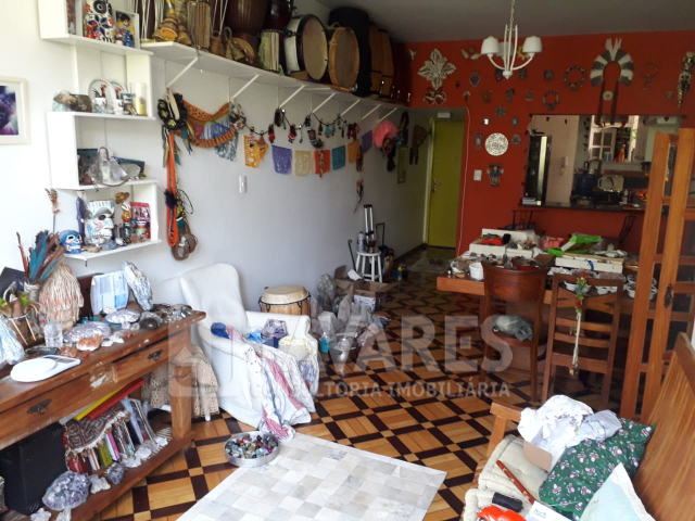 Apartamento à venda com 3 quartos, 93m² - Foto 4