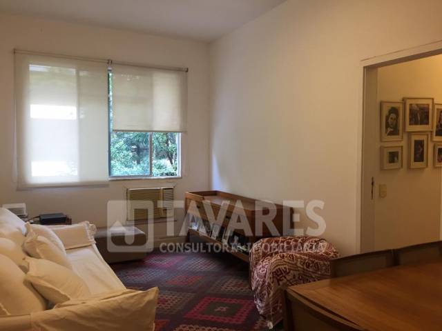 Apartamento à venda com 3 quartos, 94m² - Foto 4