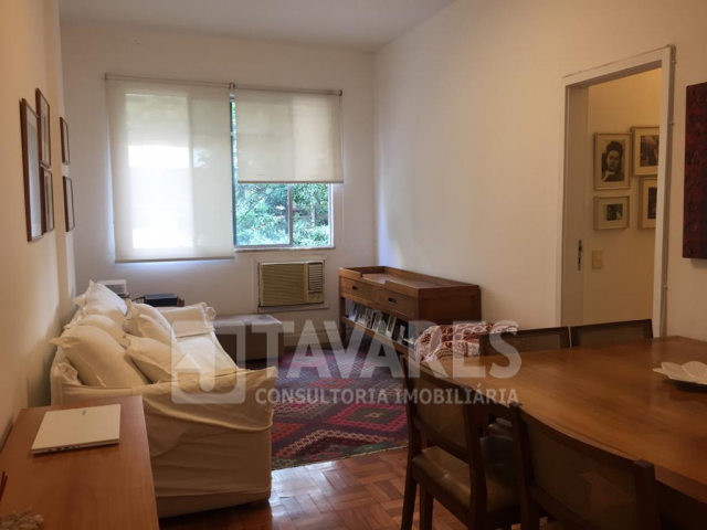 Apartamento à venda com 3 quartos, 94m² - Foto 1