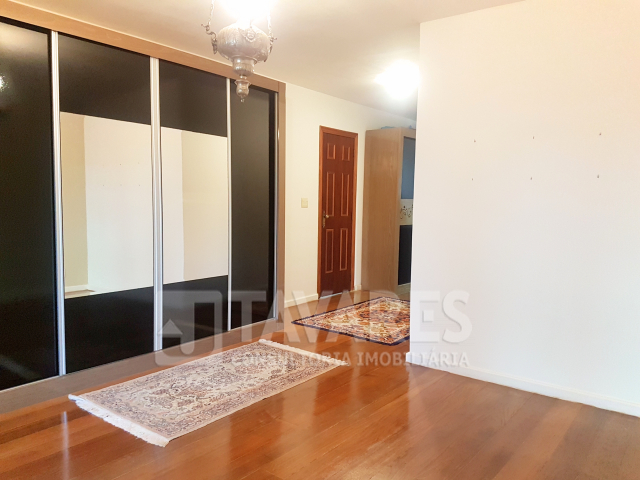 Apartamento à venda com 4 quartos, 377m² - Foto 18