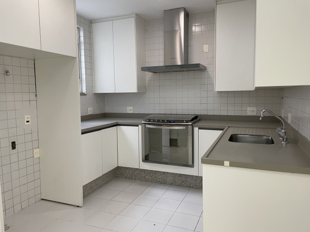 Apartamento à venda com 4 quartos, 228m² - Foto 25