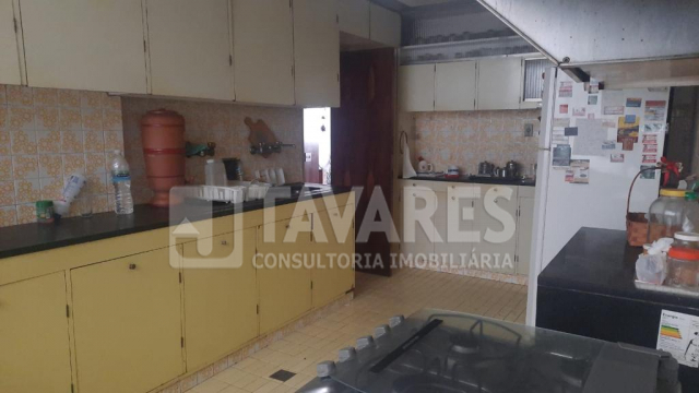 Apartamento à venda com 4 quartos, 235m² - Foto 7