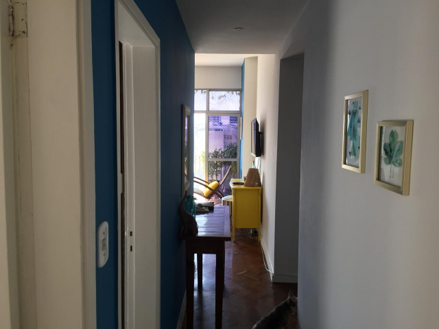 Apartamento à venda com 2 quartos, 70m² - Foto 9