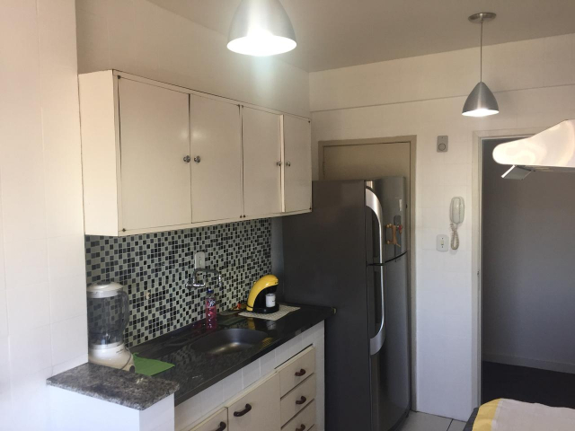 Apartamento à venda com 2 quartos, 70m² - Foto 17