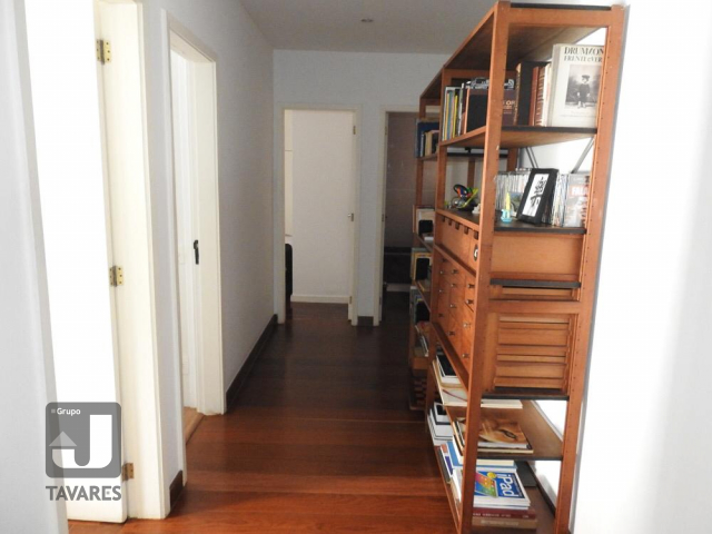 Apartamento à venda com 4 quartos, 272m² - Foto 9