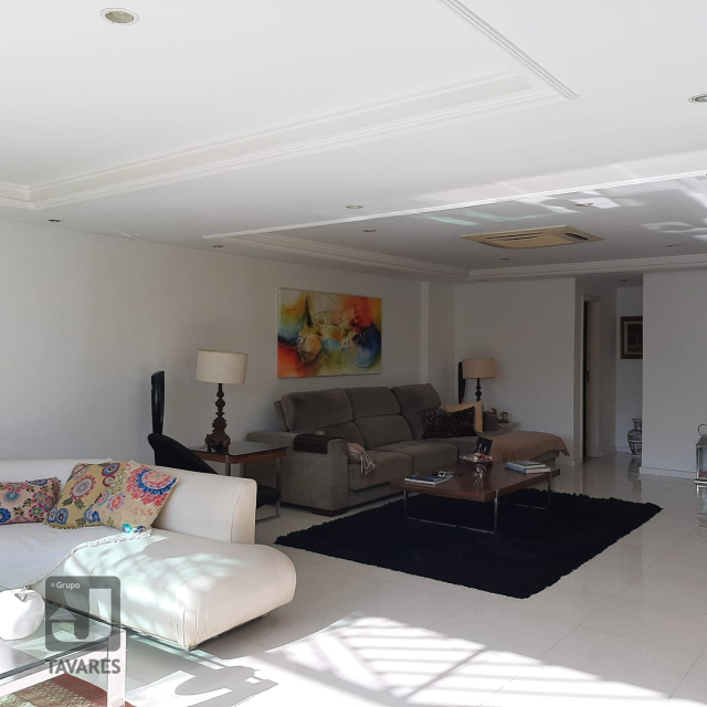 Cobertura à venda com 3 quartos, 714m² - Foto 1