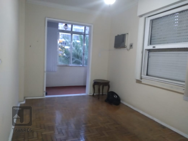 Apartamento à venda com 3 quartos, 144m² - Foto 9