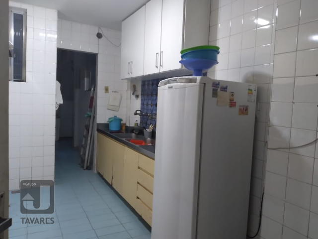 Apartamento à venda com 3 quartos, 144m² - Foto 17