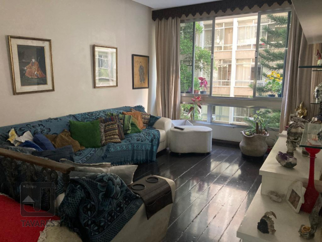 Apartamento à venda com 3 quartos, 179m² - Foto 4