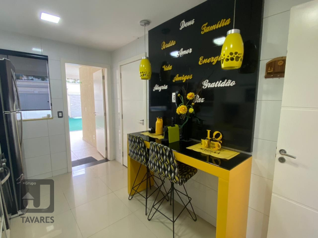 Casa à venda com 4 quartos, 194m² - Foto 12