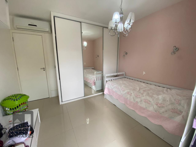 Casa à venda com 4 quartos, 194m² - Foto 20