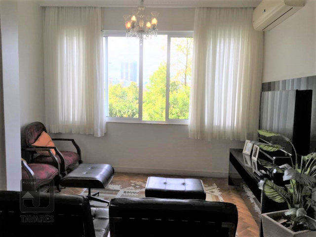 Apartamento à venda com 4 quartos, 240m² - Foto 4