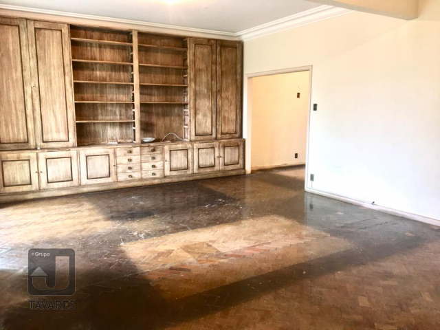 Apartamento à venda com 4 quartos, 240m² - Foto 2