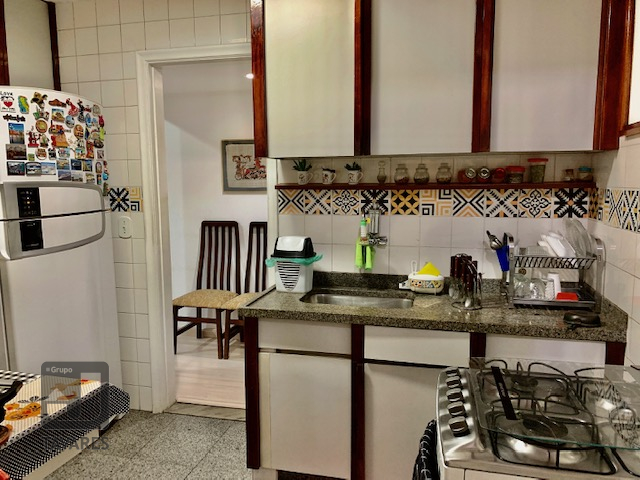 Apartamento à venda com 3 quartos, 107m² - Foto 13