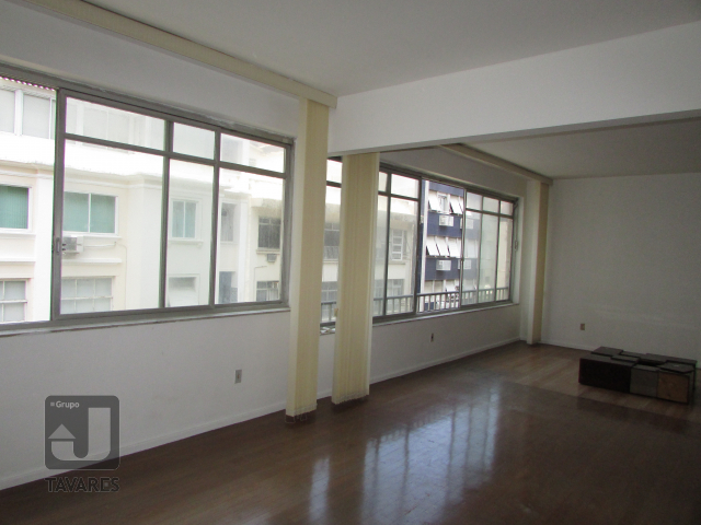 Apartamento à venda com 3 quartos, 287m² - Foto 1