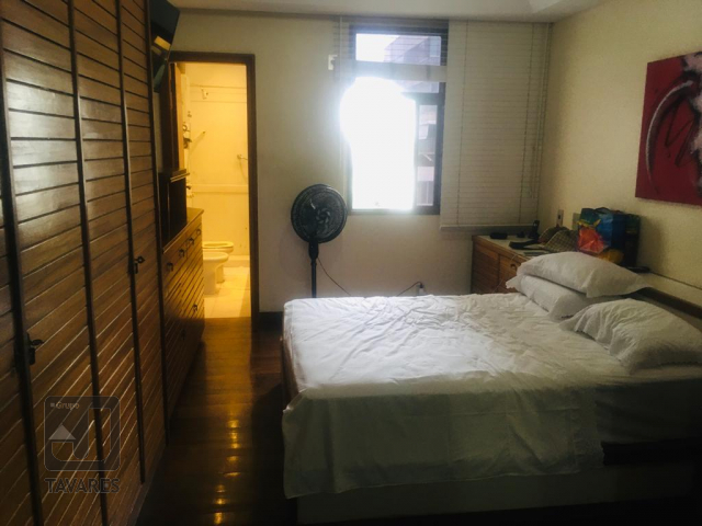 Apartamento à venda com 4 quartos, 203m² - Foto 28