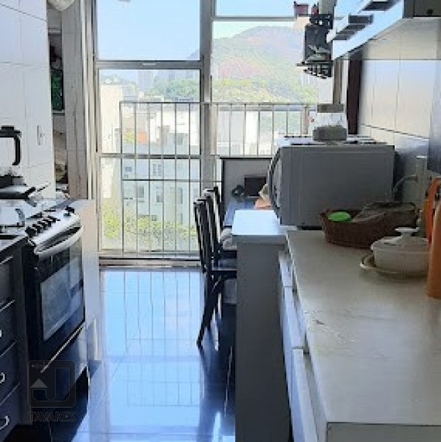 Apartamento à venda com 2 quartos, 84m² - Foto 13