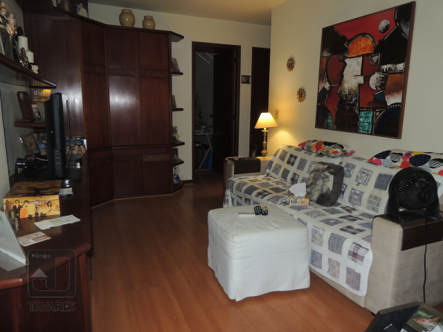 Apartamento à venda com 3 quartos, 180m² - Foto 8