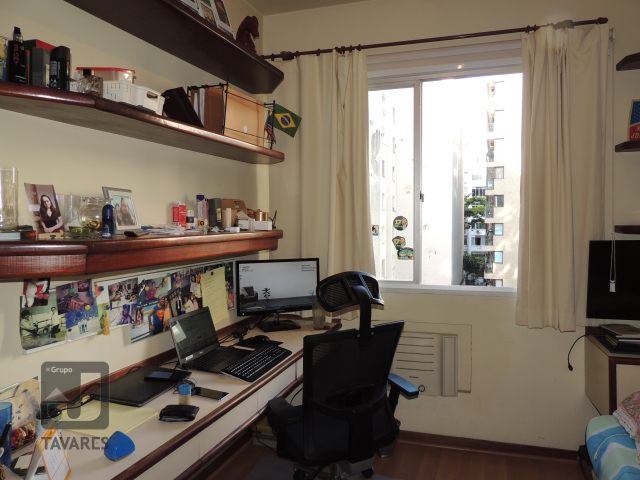 Apartamento à venda com 3 quartos, 180m² - Foto 17