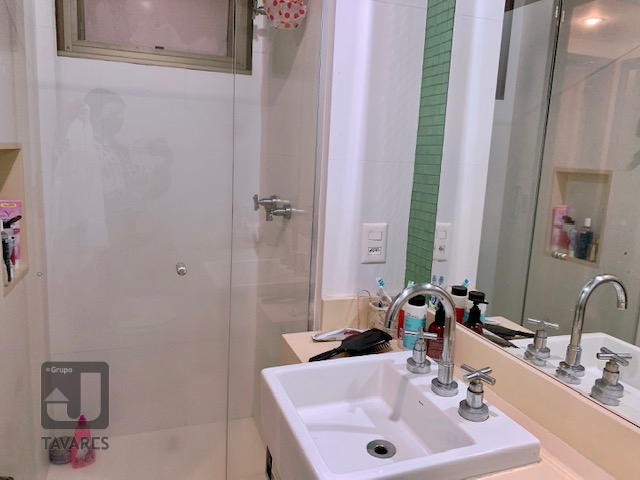 Apartamento à venda com 4 quartos, 191m² - Foto 13