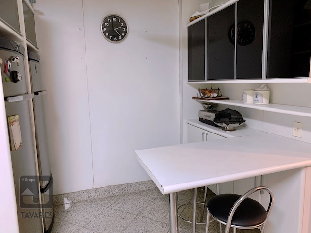 Apartamento à venda com 4 quartos, 191m² - Foto 25