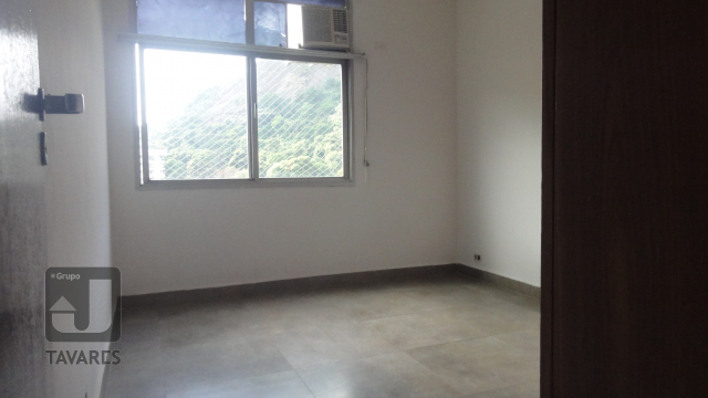 Apartamento à venda com 3 quartos, 107m² - Foto 7