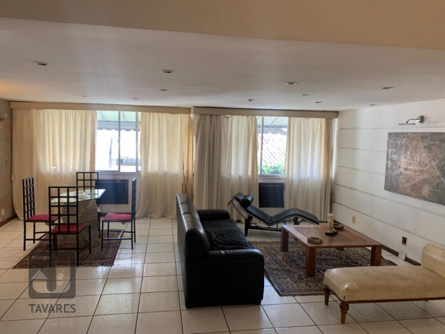 Cobertura à venda com 4 quartos, 260m² - Foto 1