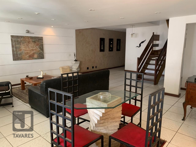 Cobertura à venda com 4 quartos, 260m² - Foto 2