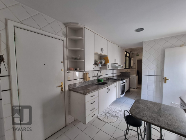 Apartamento à venda com 3 quartos, 181m² - Foto 25