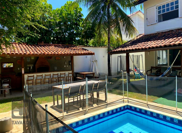 Casa de Condomínio à venda com 4 quartos, 378m² - Foto 2